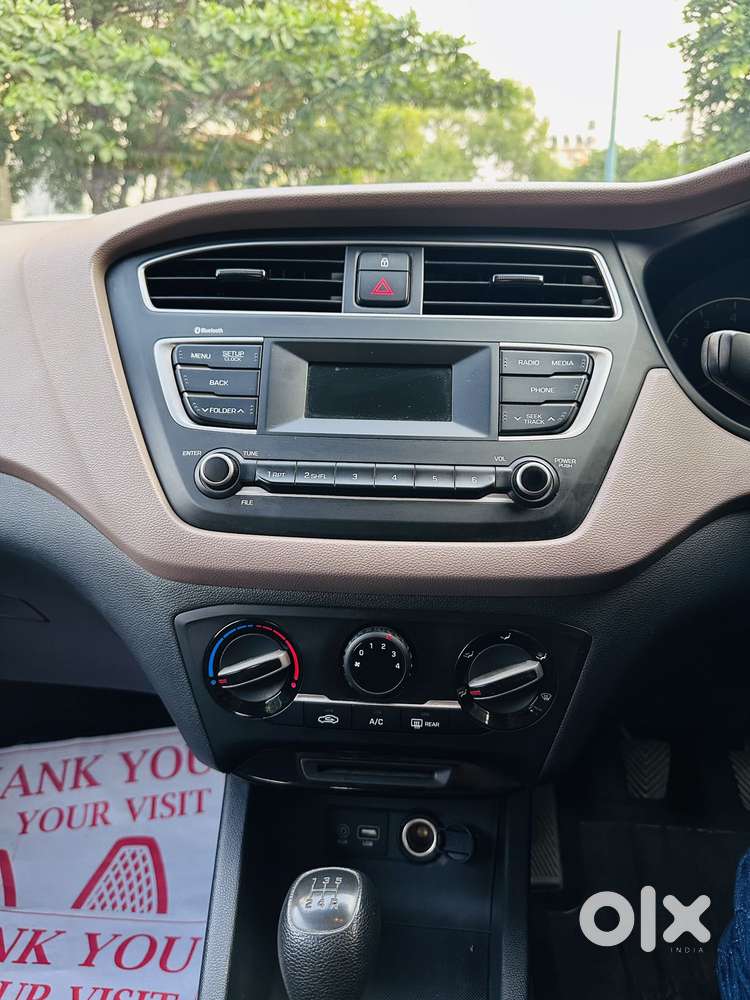 Hyundai I20 Sportz 1.2 Bs-iv, 2018, Petrol