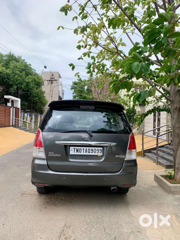 Toyota Innova 2.5 V 7 Str, 2011, Diesel