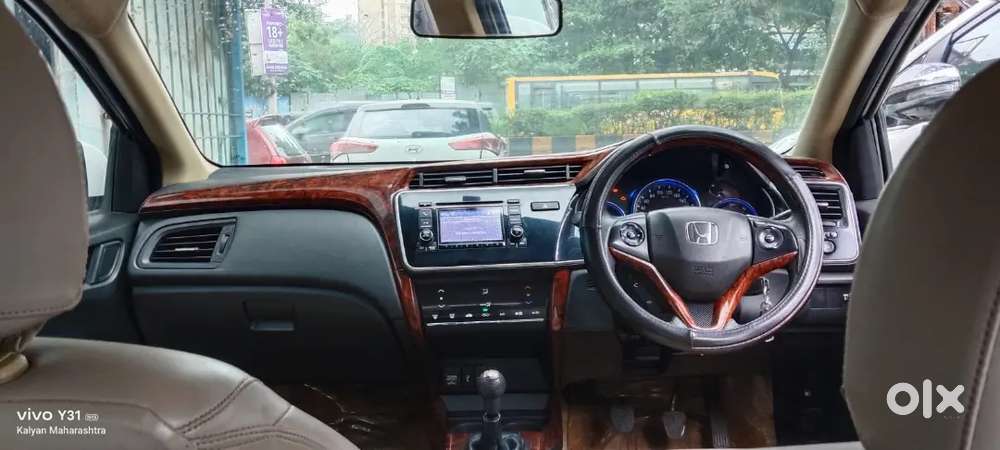 Honda City 1.5 V Petrol 2016