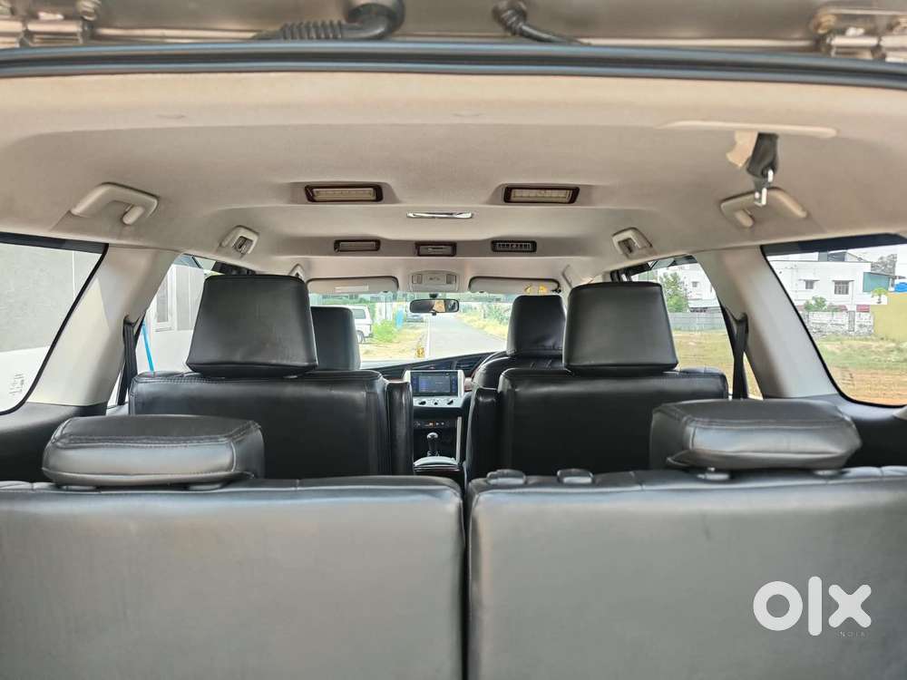 Toyota Innova Crysta 2.4 V 7 Str, 2016, Diesel