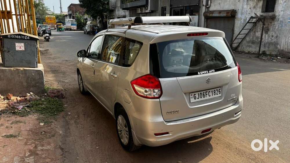 Maruti Ertiga Vxi Petrol (2012)  Excellent Performance  Family Car