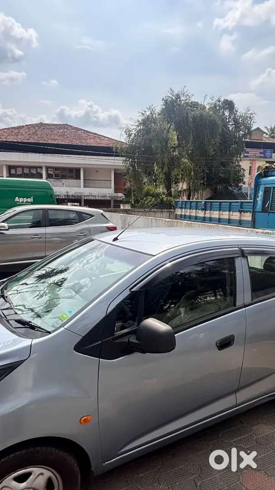 Chevrolet Beat Petrol 2010