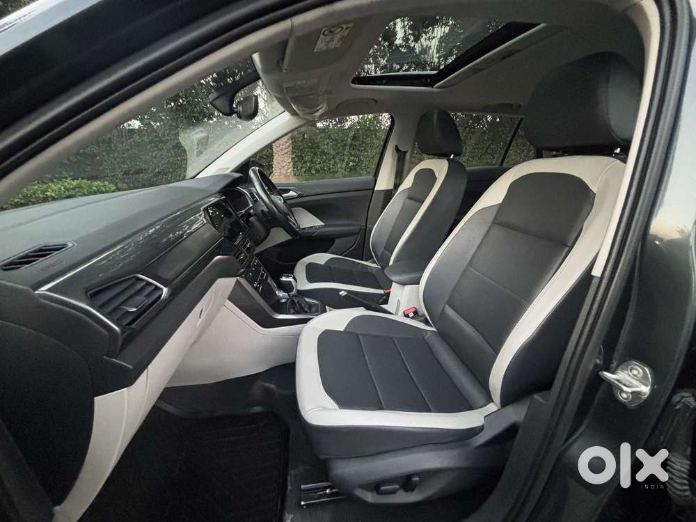 Volkswagen Taigun Topline 1.0 Tsi At (electric Seats), 2023, Petrol