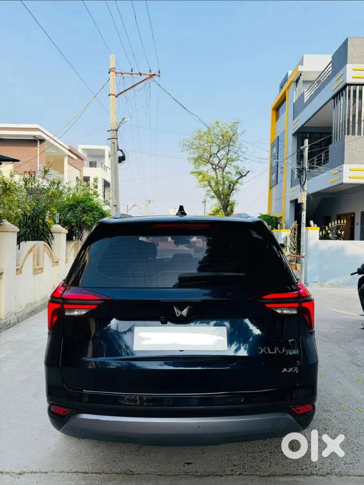 Mahindra Xuv700 2022 Diesel 120000 Km Driven
