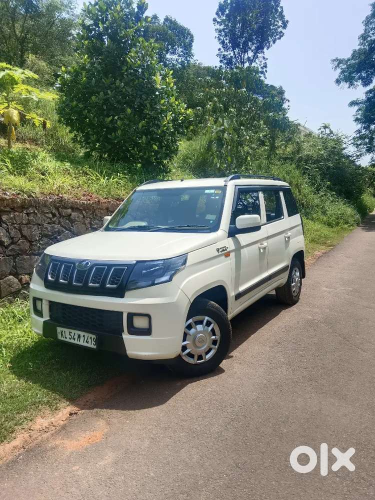 Mahindra Tuv 300 Plus 2019