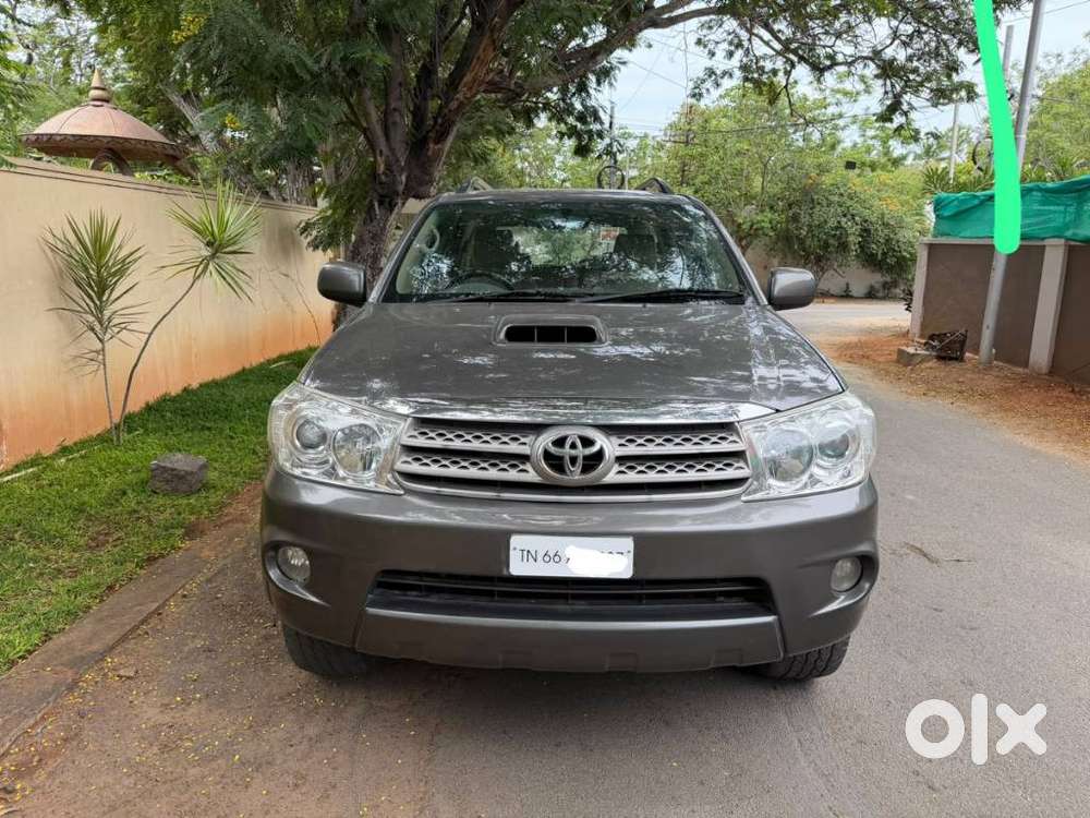 Toyota Fortuner 3.0 4x4 Manual, 2011, Diesel