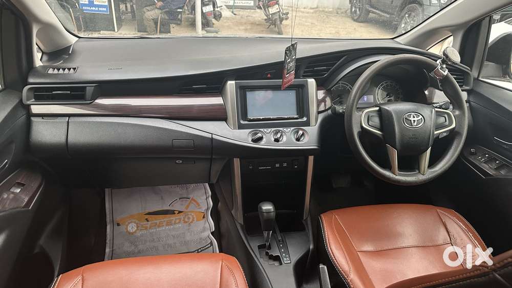 Toyota Innova Crysta 2.8 Gx At 8 Seater, 2018, Diesel