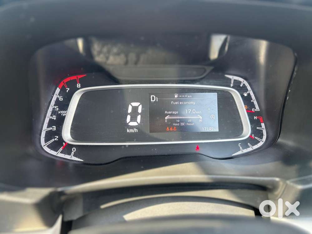 Kia Sonet Htx D, 2023, Petrol