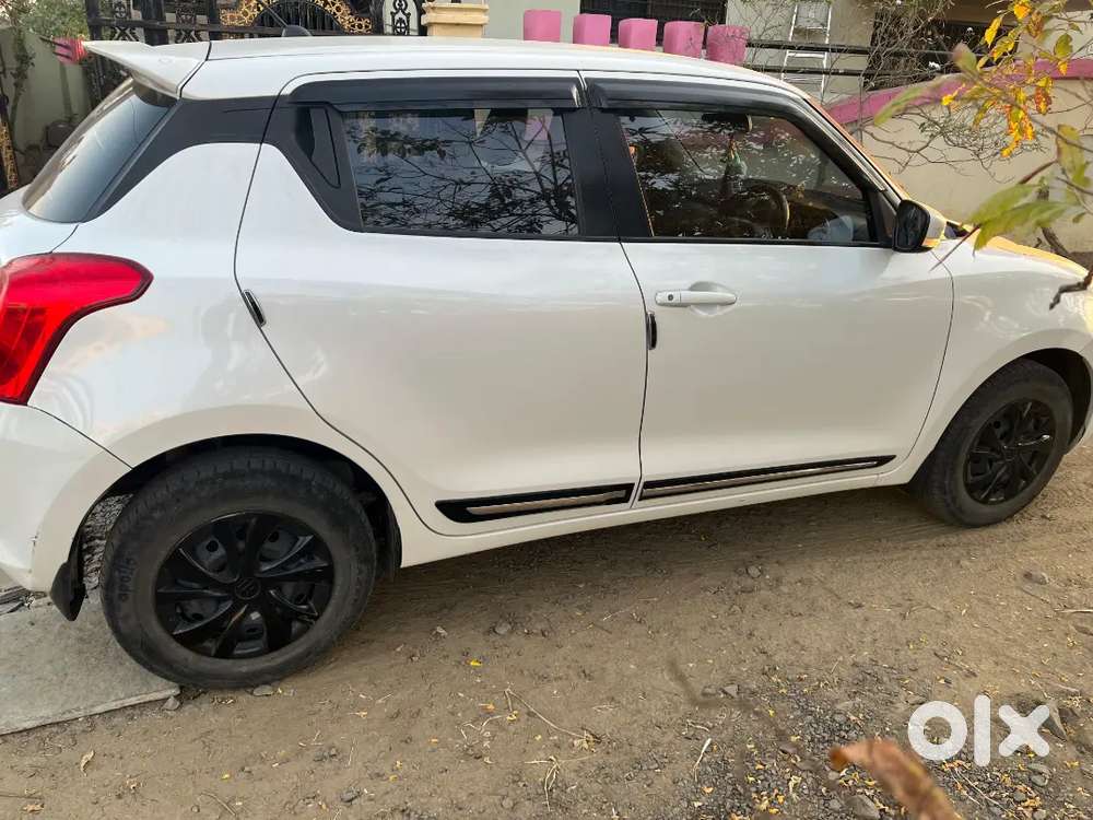 Maruti Suzuki Swift Vxi 2018