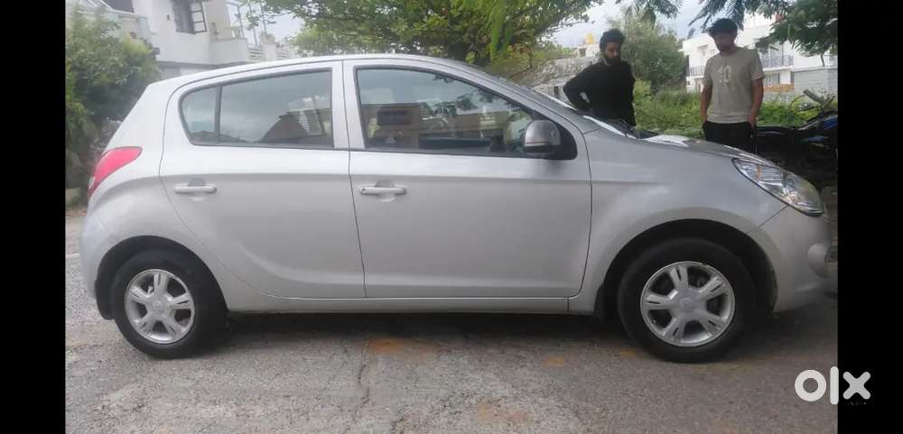 Hyundai I20 Sportz Petrol 2012
