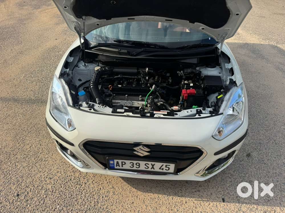 Maruti Suzuki Dzire 2023 Petrol 27200km Driven