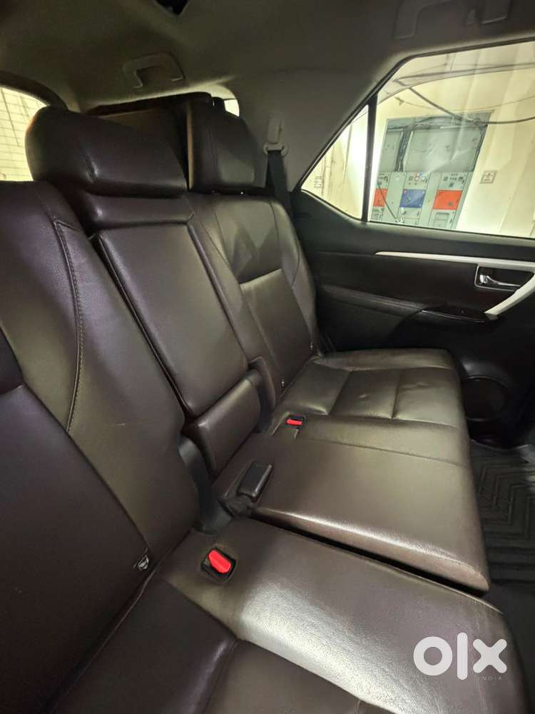 Toyota Fortuner 2018 Diesel (mint Condition)