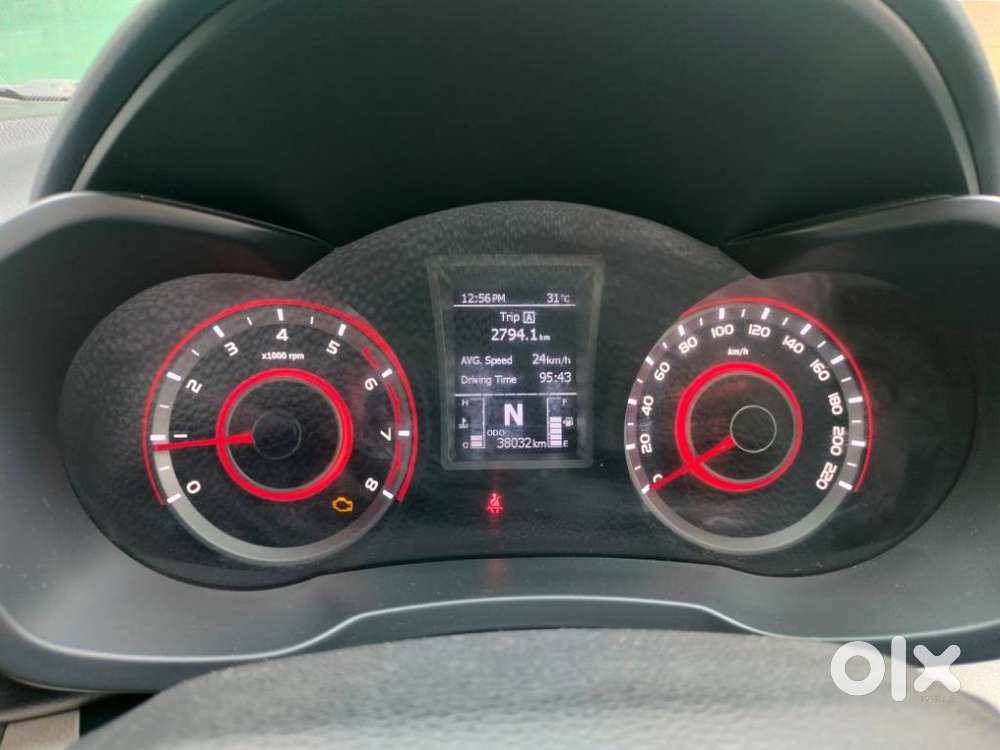 Mahindra Xuv300 W8, 2019, Petrol