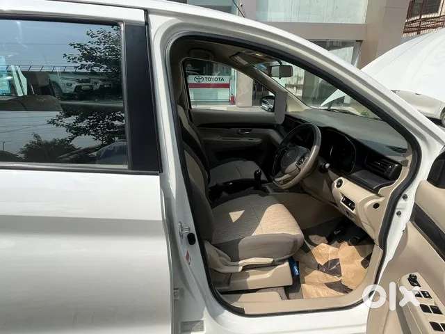 Toyota Rumion V Mt, 2024, Petrol