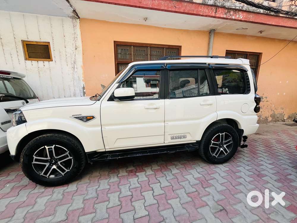 Mahindra Scorpio Classic 2018