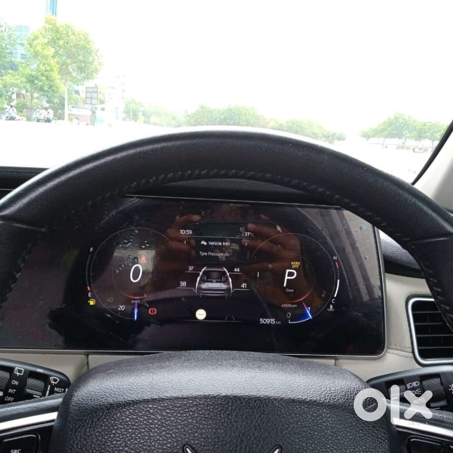 Mahindra Xuv700 2.2 Ax 7 Diesel At Luxury Pack Str, 2024, Diesel