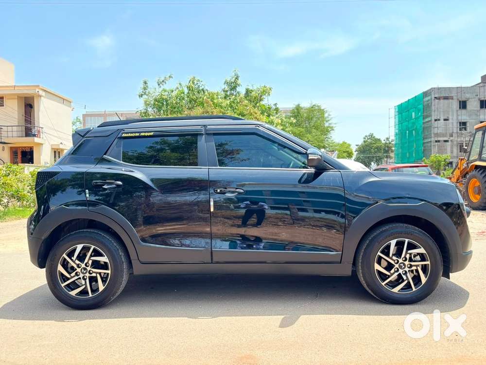 Mahindra Xuv3xo Mx3 Petrol Manual 2025