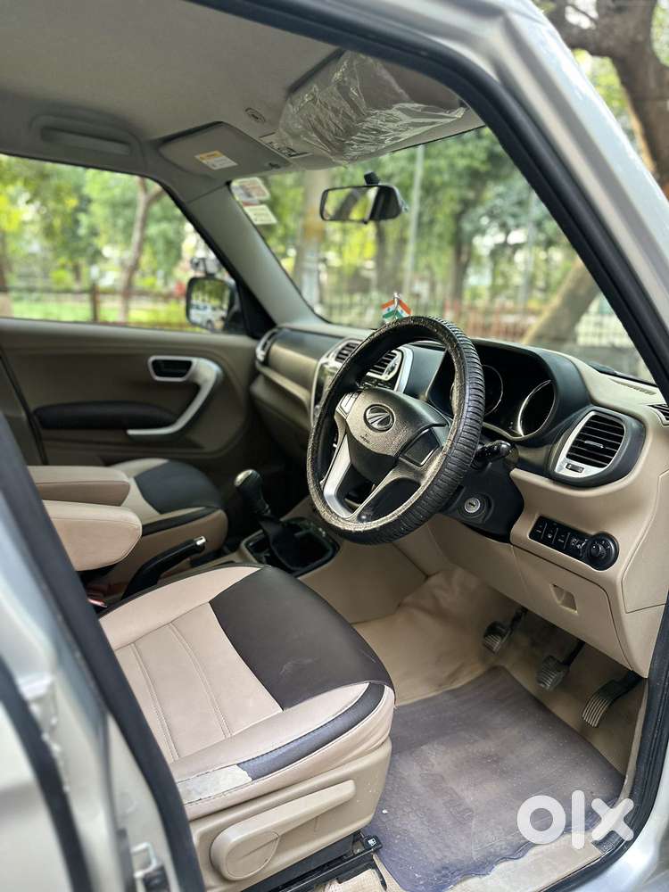 Mahindra Tuv 300 T8, 2016, Diesel