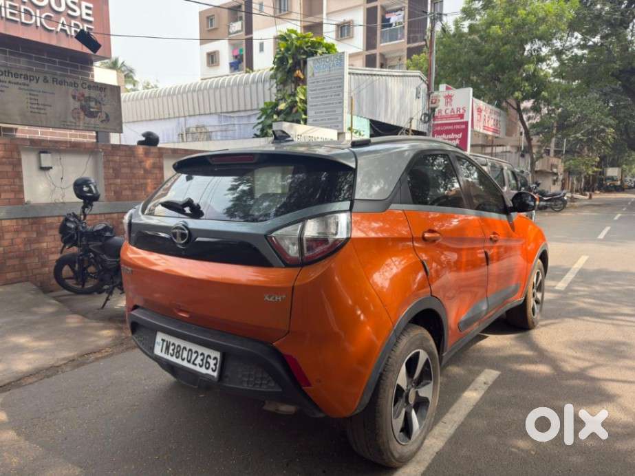 Tata Nexon 1.2 Revotron Xza Plus, 2018, Petrol