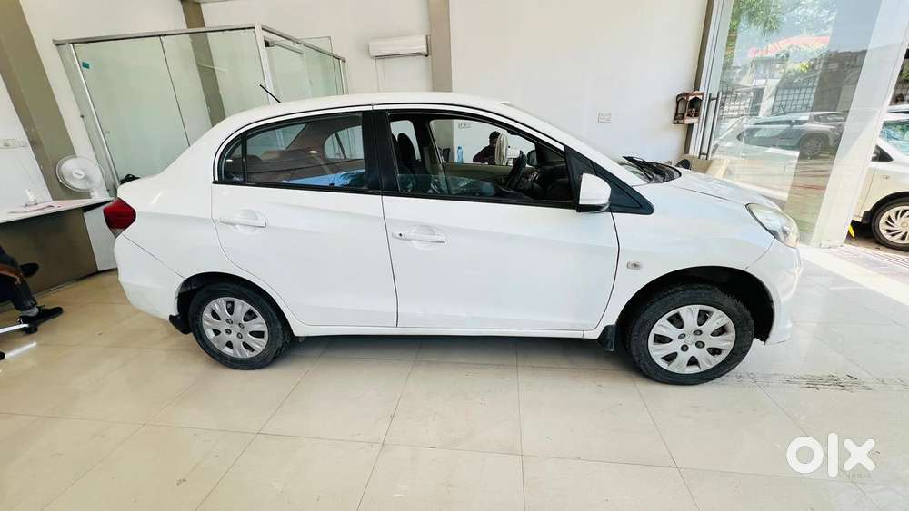 Honda Amaze, 2016, Petrol