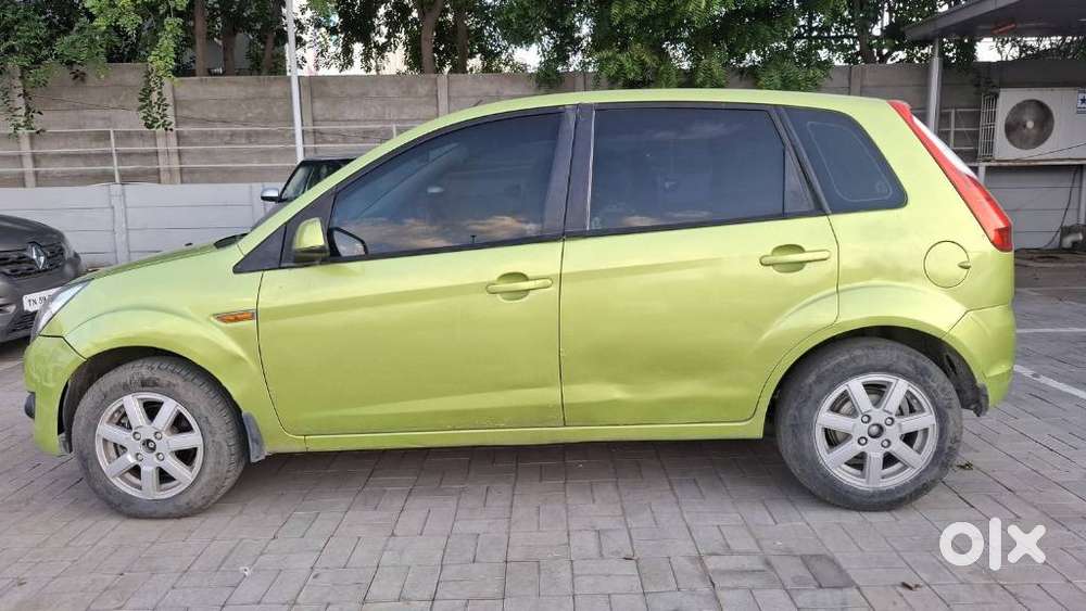 Ford Figo 1.2p Titanium Mt, 2011, Diesel