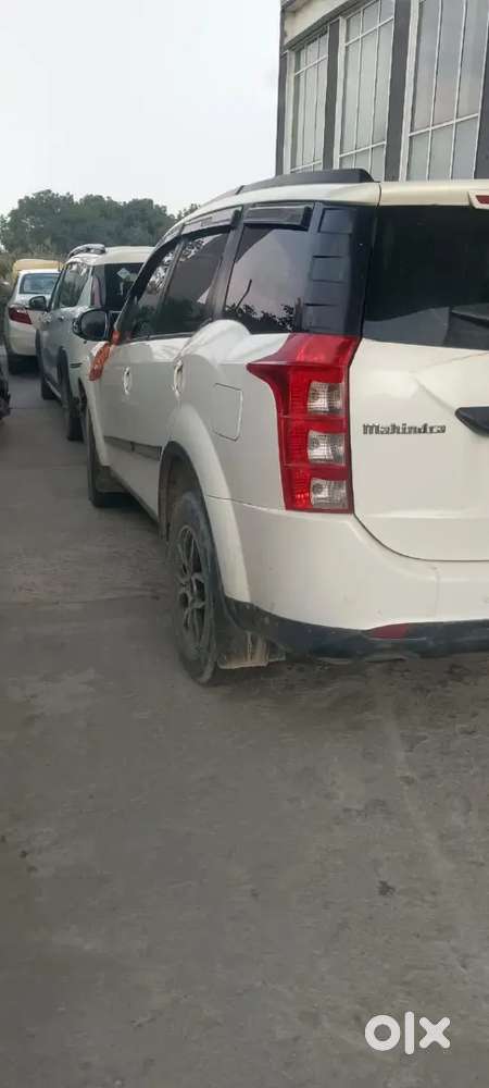 Mahindra Xuv500 10 Diesel 15 Km Driven