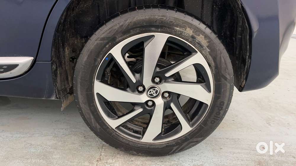Toyota Glanza 1.2 V Amt, 2022, Petrol