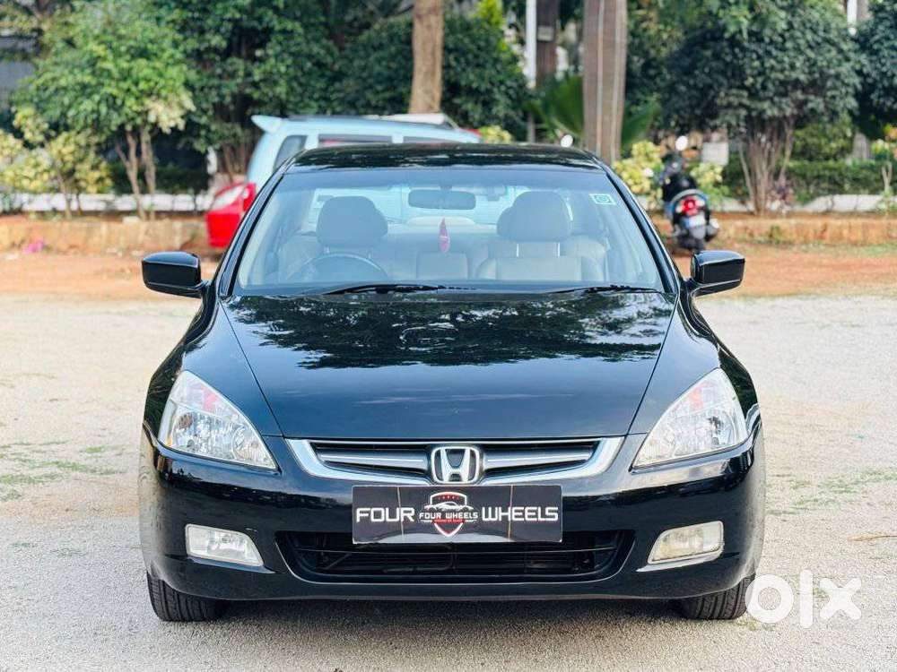 Honda Accord 2.4 Mt, 2004, Petrol