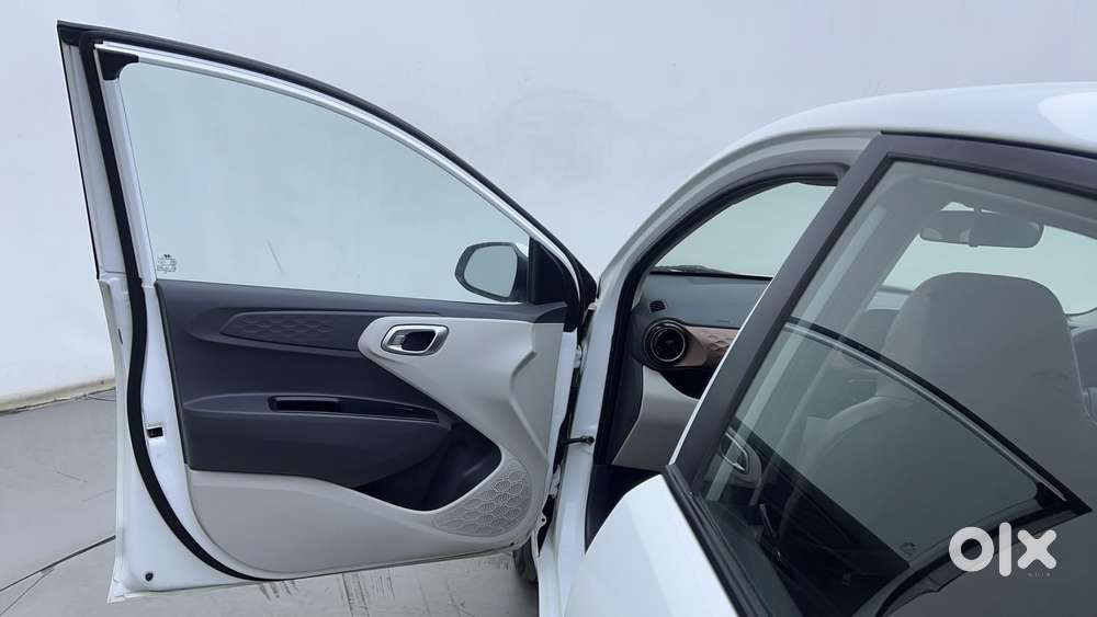 Hyundai Aura Sx 1.2 (o) Petrol, 2022, Petrol