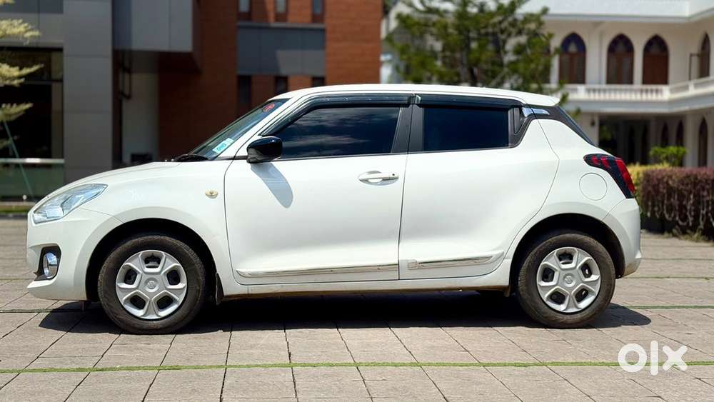Maruti Swift Lxi 2018