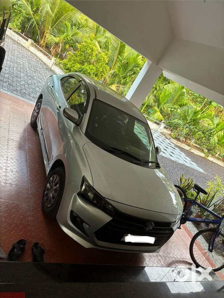 Maruti Suzuki Dzire 2025 Petrol Almost Brand New Top Condition