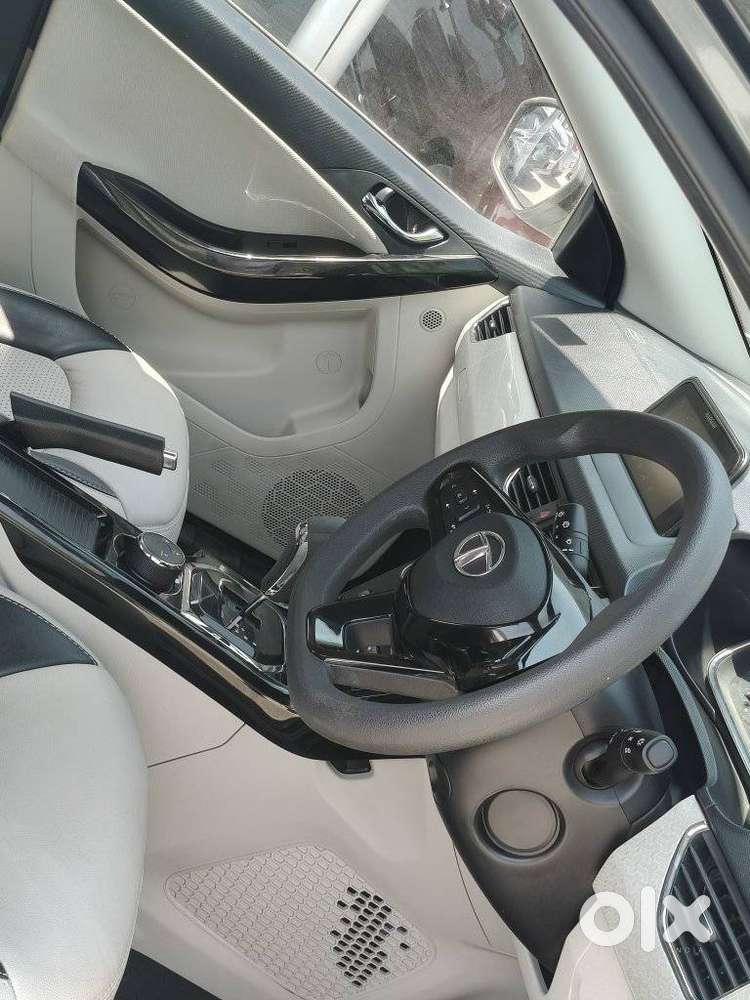 Tata Nexon 1.2 Revotron Xza Plus (o) Amt, 2023, Petrol