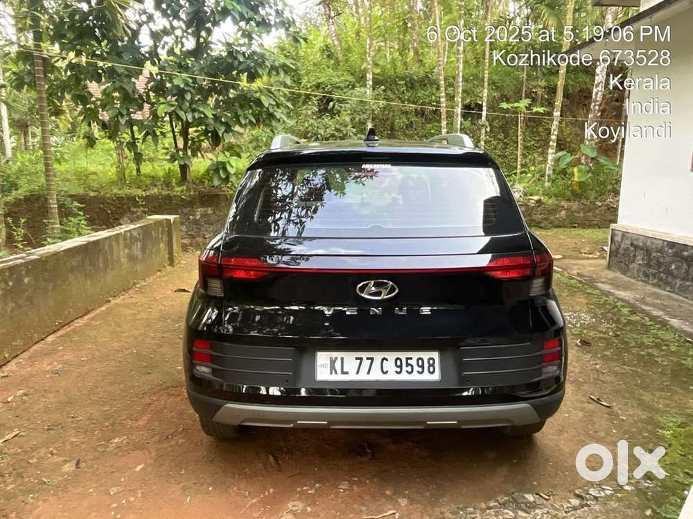 Hyundai Venue Petrol 2023