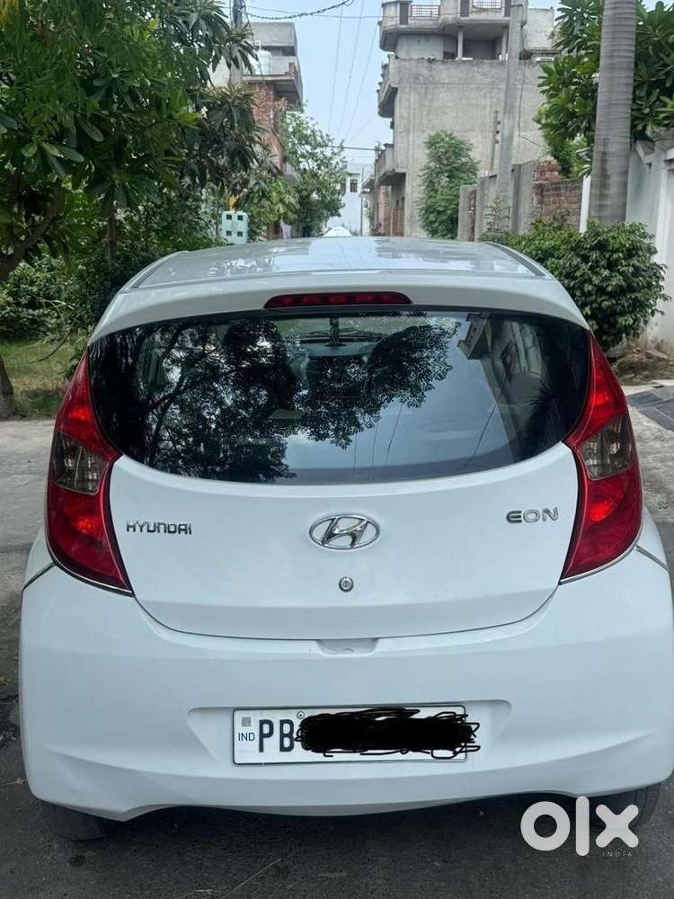 2020 Eon Magna + Airbag Top Model
