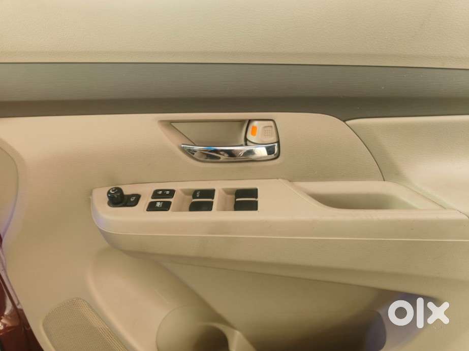 Maruti Suzuki Ertiga 1.5 Vxi, 2021, Petrol