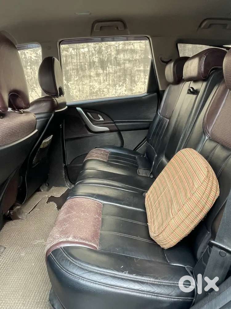 Mahindra Xuv 500 2015 W8