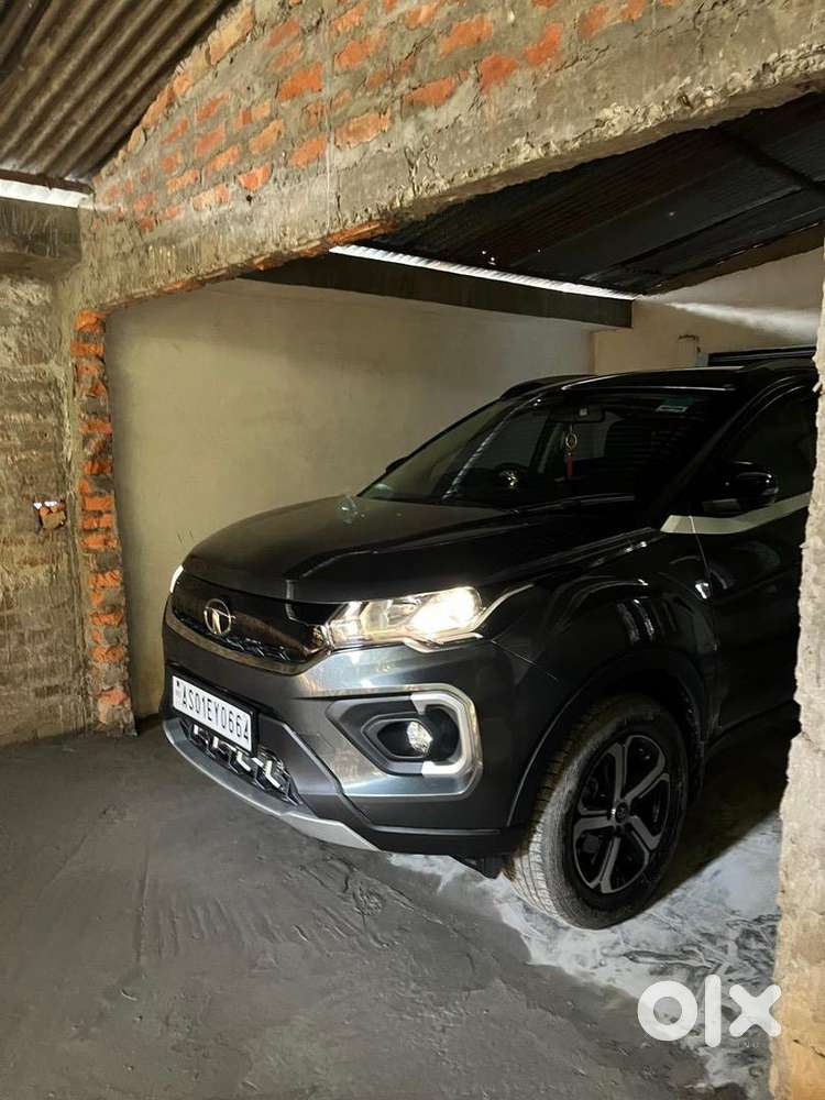 Tata Nexon Petrol Well Maintained