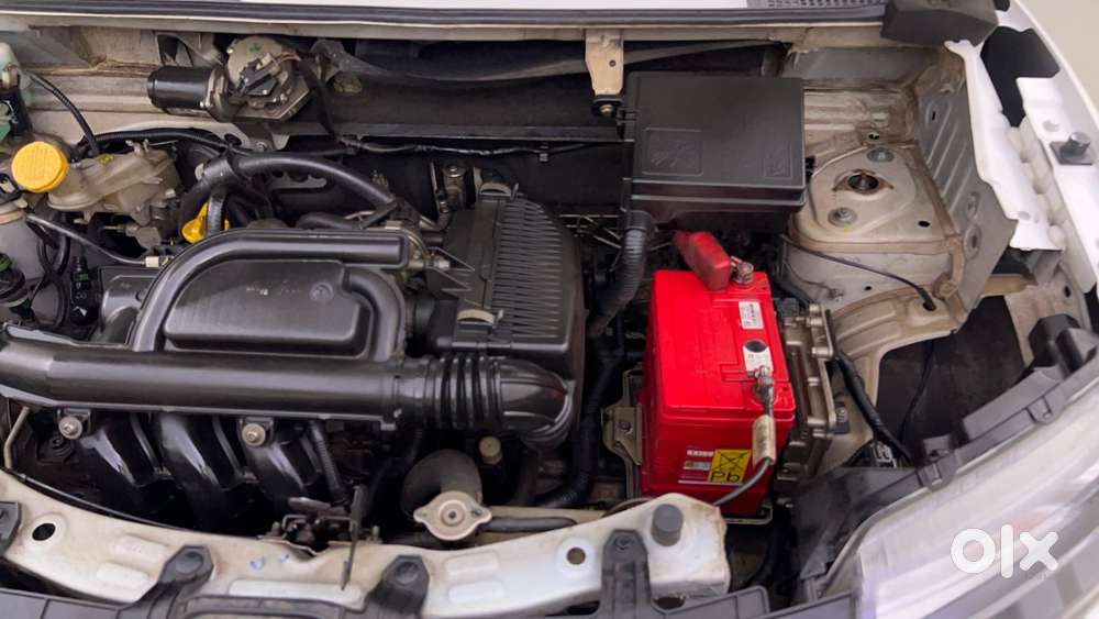 Renault Kwid 1.0 Rxt Amt, 2022, Petrol