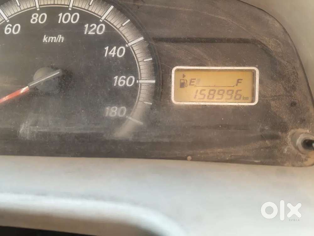 मेरा गाड़ी बहुत ही बढ़िया है और एक ही आदमी का चलाया हुआ