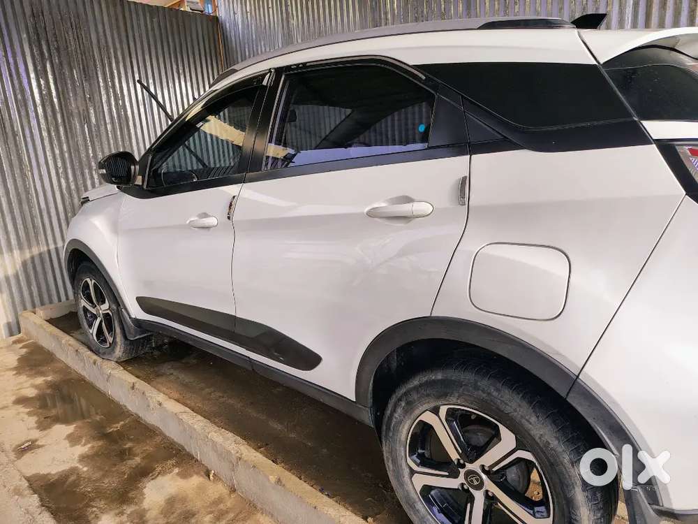 Tata Nexon 2022 Petrol 27600 Km Driven