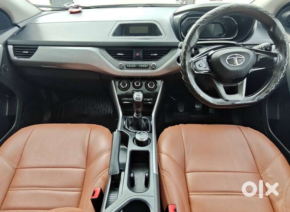 Tata Nexon 1.2 Revotron Xm (s), 2023, Petrol