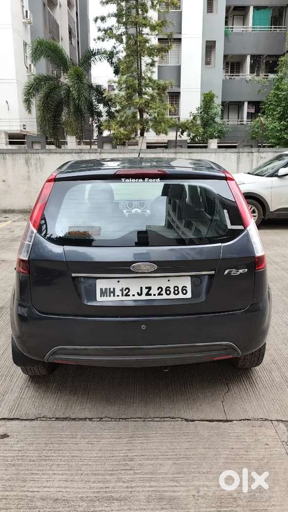 Ford Figo 1.2 Zxi 2013