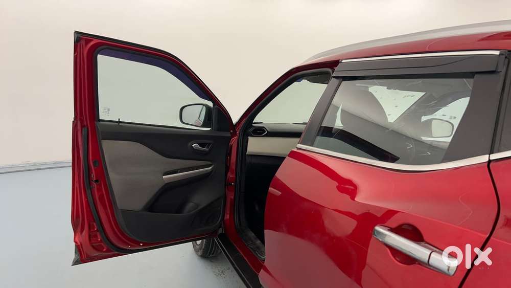 Nissan Magnite 1.0 Xv Executive, 2023, Petrol