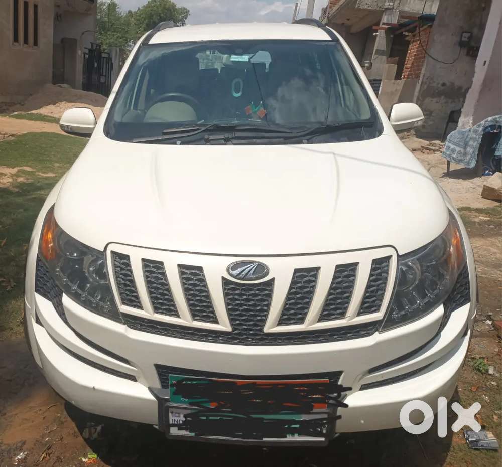 Mahindra Xuv500 2015 Diesel 78543 Km Driven