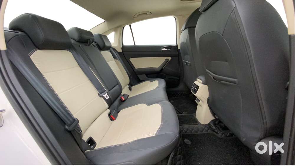 Skoda Slavia 1.0 Tsi Style At, 2024, Petrol