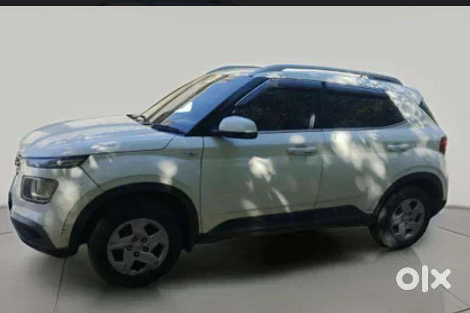 Hyundai Petrol Manual 2021