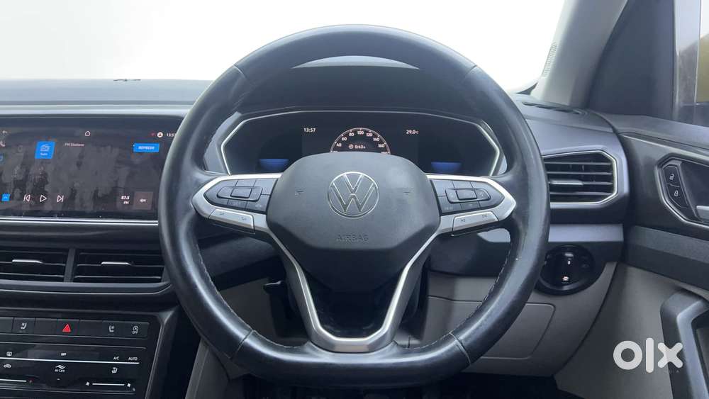 Volkswagen Taigun Topline 1.0 Tsi At (electric Seats), 2022, Petrol