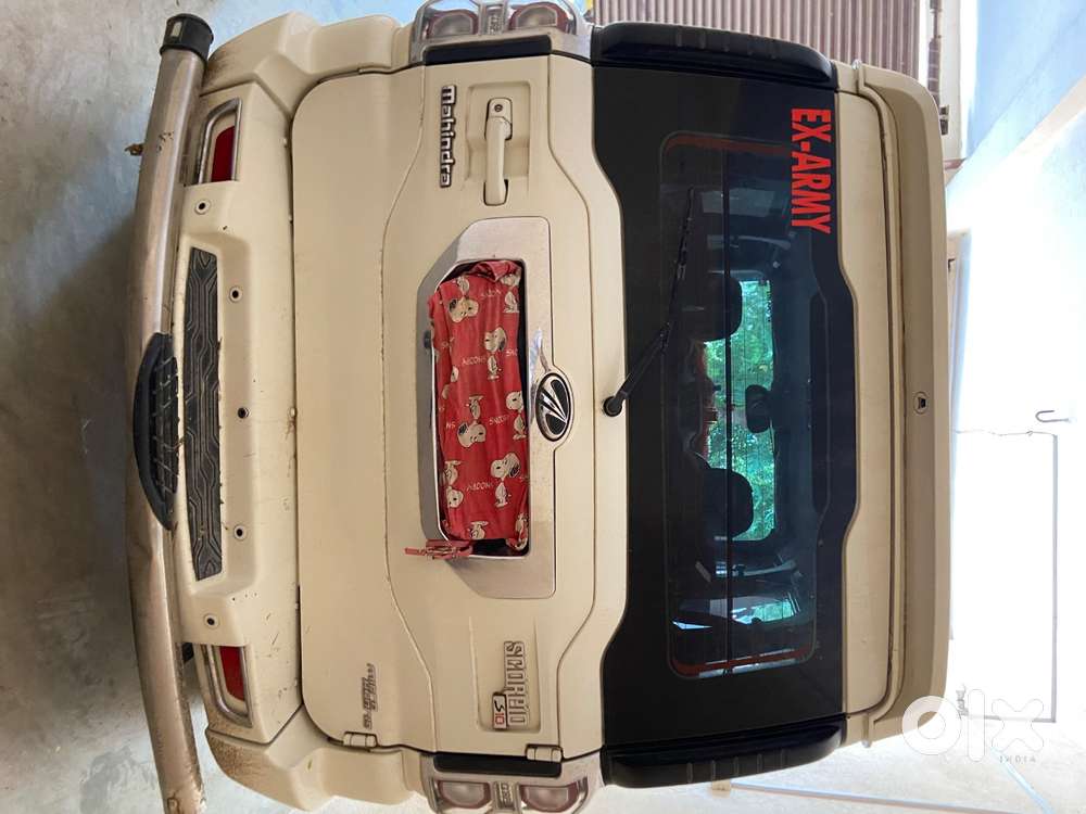 Mahindra Scorpio S10, 2015 Model
