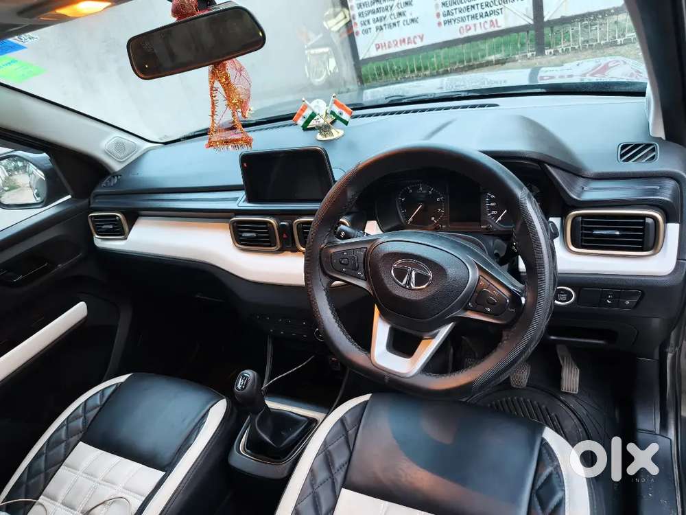 Tata Punch Accomplished 
Year December 2021