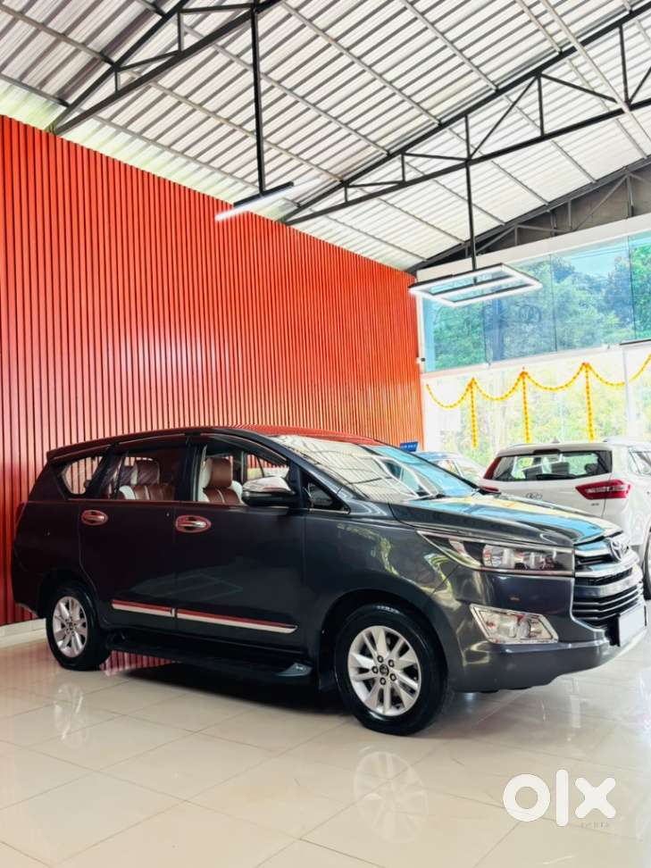 Toyota Innova Crysta 2.8 Gx At, 2017, Diesel
